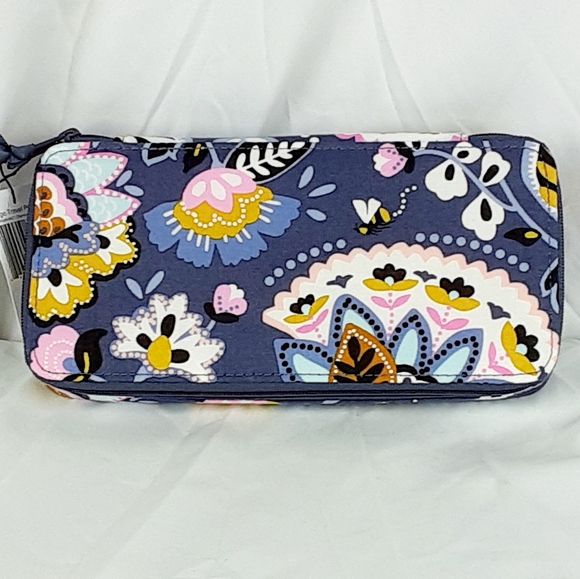 Vera Bradley Bags Nwt Vera Bradley Large Travel Pill Case Charmont